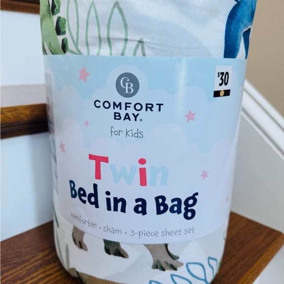 Comfort Bay Kids Twin Bed Set - Green and Blue Dinosaur Design - Picture 2 of 5